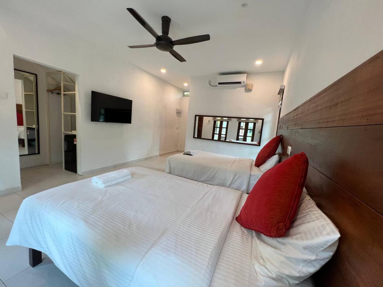 Airis Sanctuary Resort Пантай Ченанг Екстериор снимка